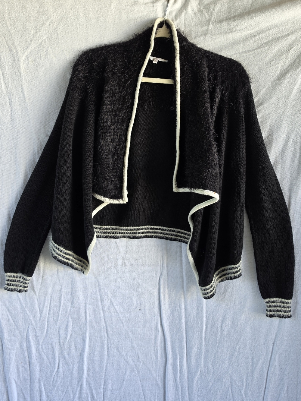 Candie’s Waterfall Open Front Cardigan Black White Fuzzy Trim Size Small